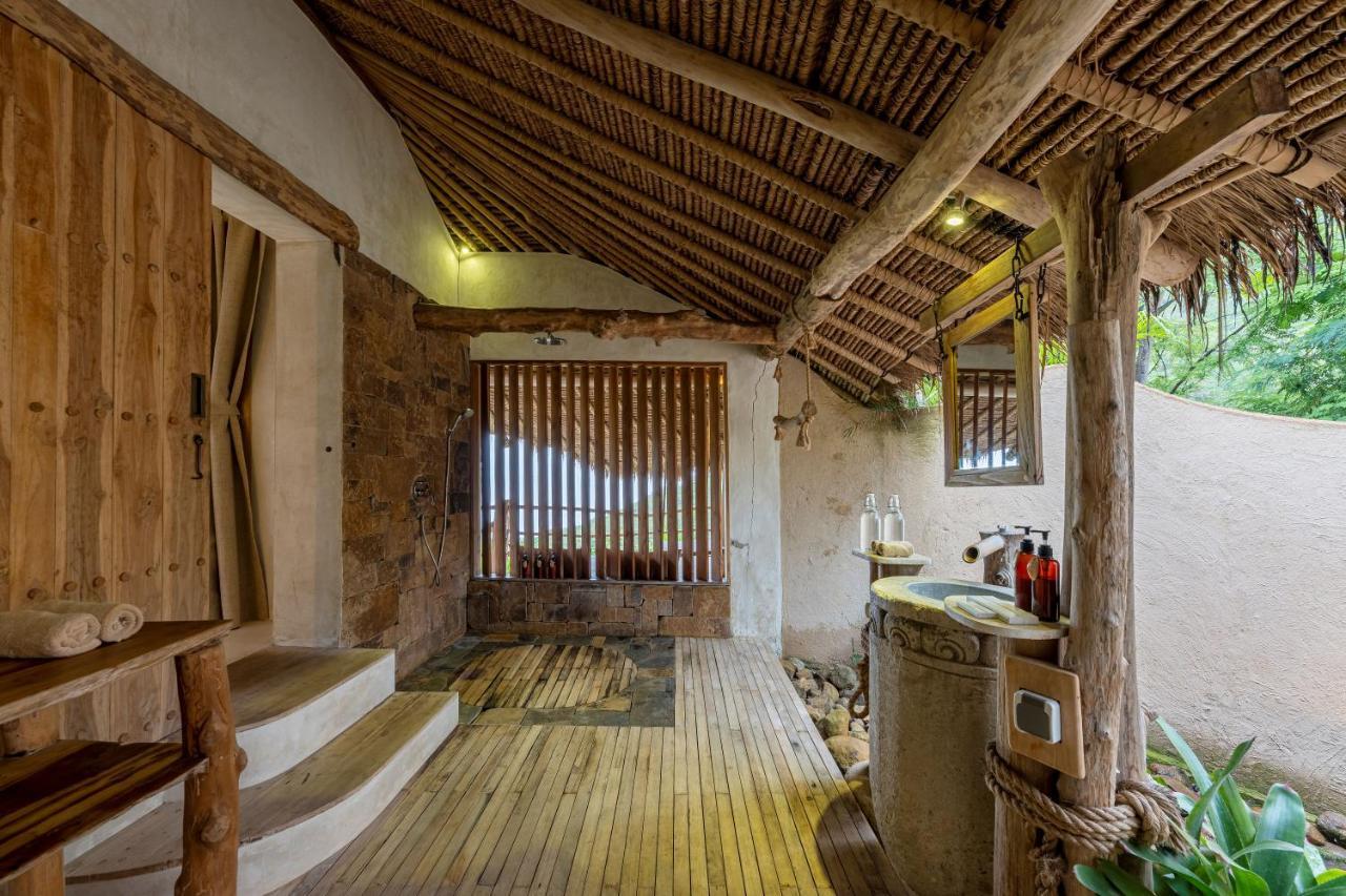 Mathis Lodge Amed Esterno foto