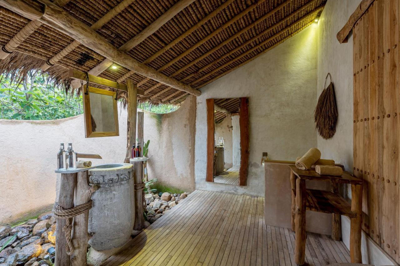Mathis Lodge Amed Esterno foto